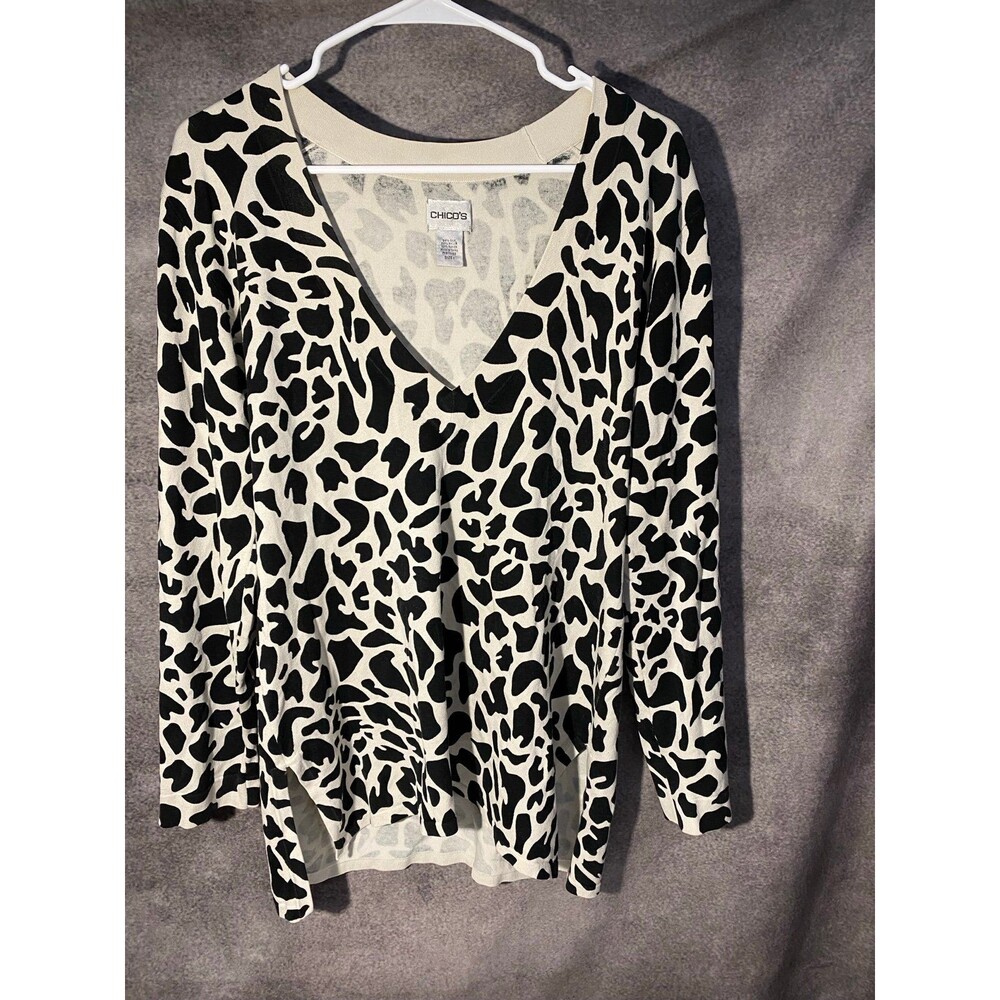 Chicos Silk Blend Leopard Print V-Neck Sweater Size 1 M Black Cream Soft